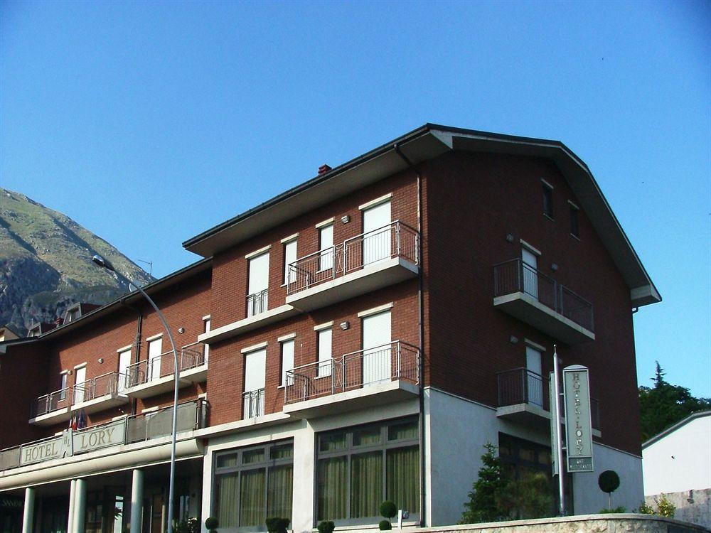 Hotel Lory & Ristorante Ferraro Celano Ngoại thất bức ảnh